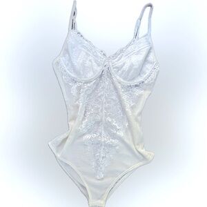 White Fox Lace Bodysuit Size L